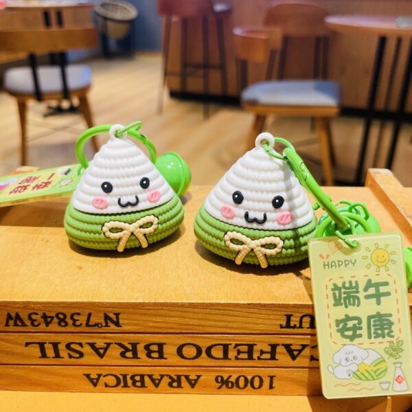 O1CN01aO2wWT1D4hPK5WRAu_2211424560163-0-cib Wholesale Dragon Boat Festival Zongzi Silicone Keychain