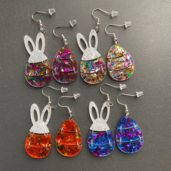 O1CN01aT6f4f1ZFcT683GG1_1794553165-0-cib Wholesale Easter Egg Little White Rabbit Acrylic Earrings