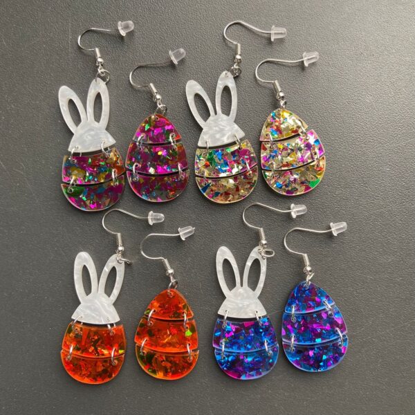 O1CN01aT6f4f1ZFcT683GG1__1794553165-0-cib Wholesale Easter Egg Little White Rabbit Acrylic Earrings