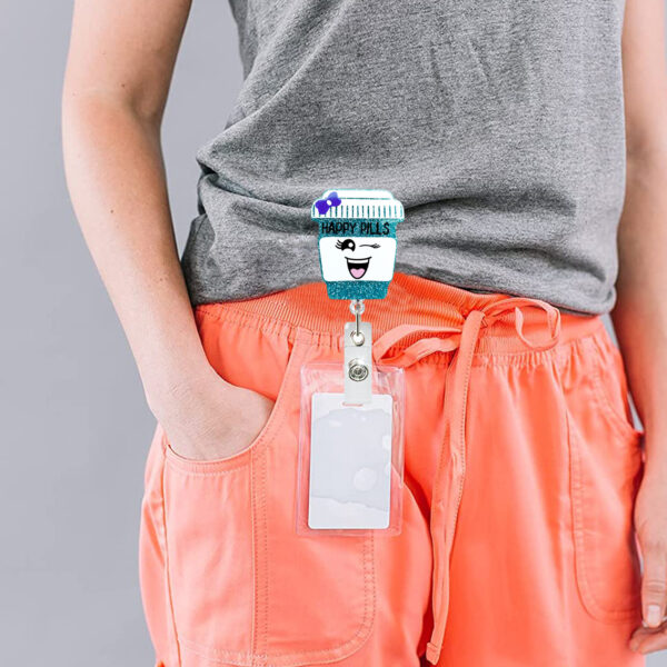 O1CN01amIwsf1E0PPC9oXVh_2129230289-0-cib Wholesale Colorful Medicine Bottle Medical Acrylic Retractable Badge Scroll Keychain