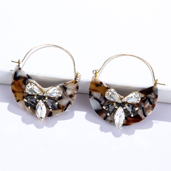 Wholesale Crystal Rubble Round Acrylic Metal Earrings