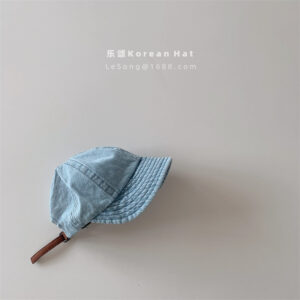 Light Blue / Average size 46-50cm