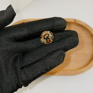 Leopard-print round beads