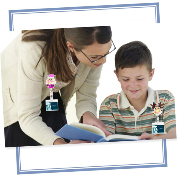 Wholesale Christmas Acrylic Santa Claus Gingerbread Man Christmas Tree Emblem Scroll Retractable Keychain