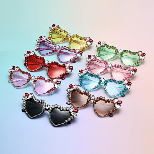 Wholesale Peach Heart PC Sunglasses