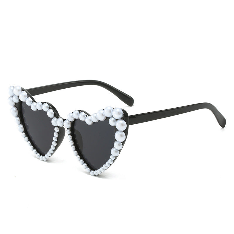 Wholesale Heart-shaped Pearl PC Sunglasses