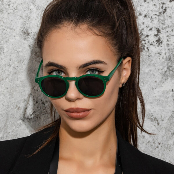 Wholesale Retro Small Frame PC Sunglasses