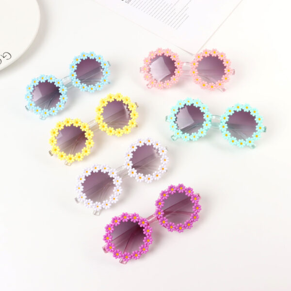 O1CN01cOVsti1NmLCa3aBS6_2916751612-0-cib Wholesale Sweet Little Flowers Kids Sunglasses AC