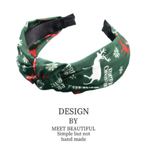 Snowflake deer 3482 on green background