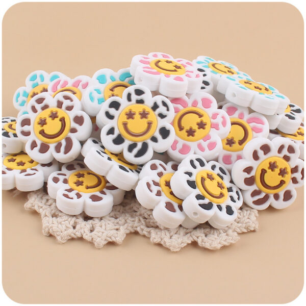 Wholesale Cartoon Flower Smiley Teether Creative DIY Focal Beads