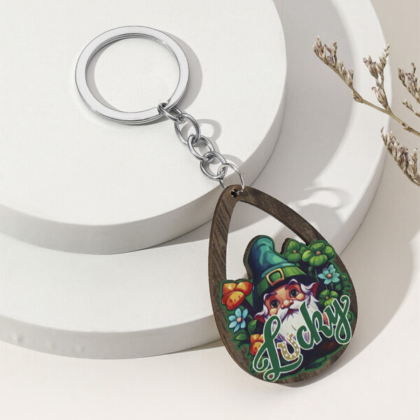 Wholesale St. Patrick's Day Green Water Drop Clover Wooden Keychain