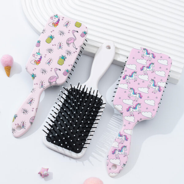 O1CN01d5vLEf1v1o2uWbdu4_2214688356113-0-cib Wholesale Unicorn Cartoon DIY Plastic Comb