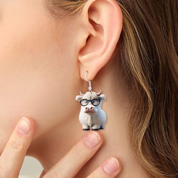 Wholesale plateau cow earrings creative yak acrylic earrings