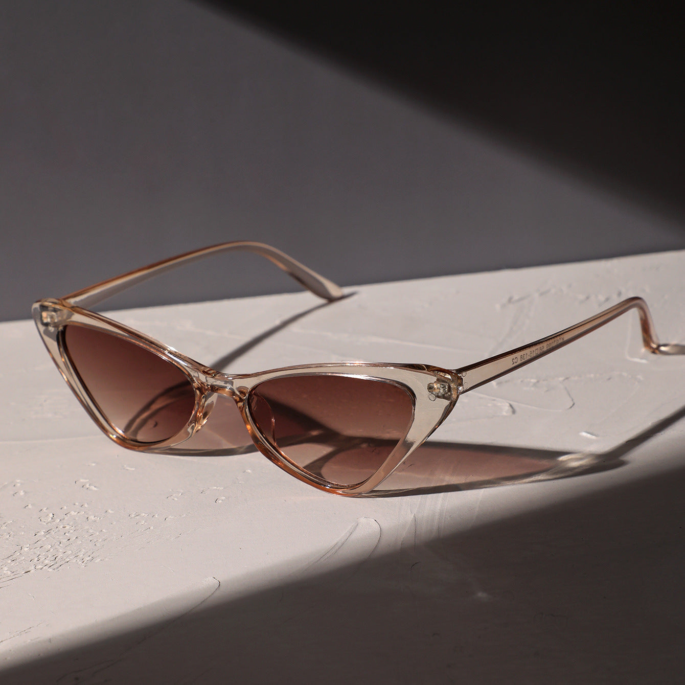 Wholesale Vintage Cat Eye Sunglasses AC