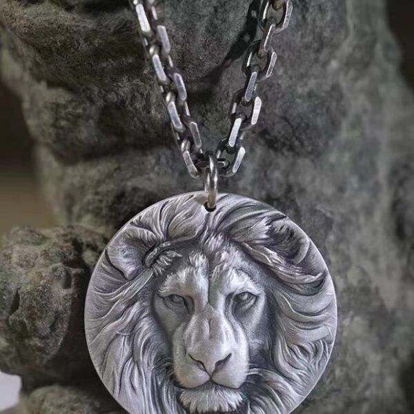 Wholesale Lion Head Pendant Alloy Necklaces