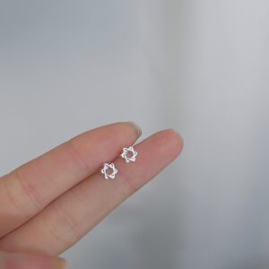 Winding Six-pointed Star [Silver]]