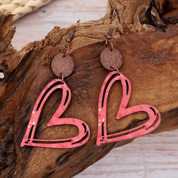 Wholesale Valentine's Day Fashion Hollow Heart Wood Slice Women's Earrings