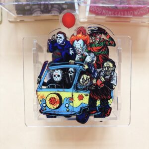 B121-scary school bus pen holder