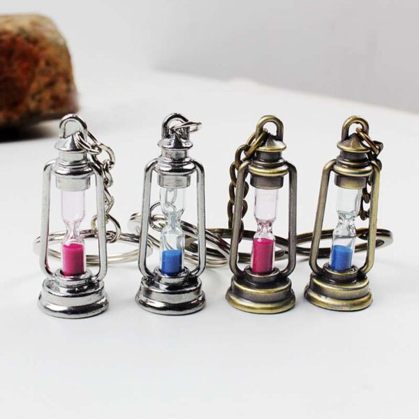 O1CN01eFme5m1XwYDm23C5e_2212961112988-0-cib Wholesale Kerosene Lamp Hourglass Keychain