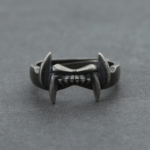 O1CN01eH2HCr1de7ztrgBRQ__2249443760-0-cib Wholesale Alloy Animal Tooth Ring