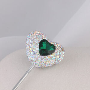 White peach heart Western green main stone