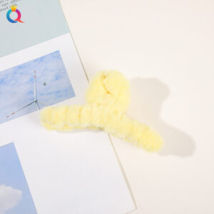 Plush solid color gripper-cream yellow / Qiyue factory direct sales