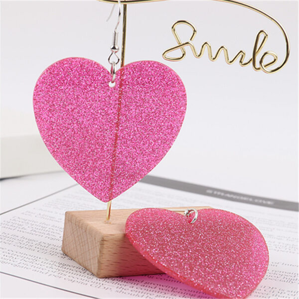 O1CN01eQhKVr27ScWyTB3Tp_3843297796-0-cib-1 Wholesale Valentine's Day Glitter Heart Acrylic Earrings