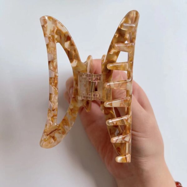 Wholesale Acetate Oval Vintage Color Half Round Moon Hair Clip