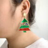 O1CN01ecWaSK1ZFcL7cXeHg_1794553165-0-cib Wholesale Christmas Geometric Sequins Christmas Tree Acrylic Earrings