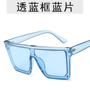 Figure / Transparent Blue Frame Blue Film