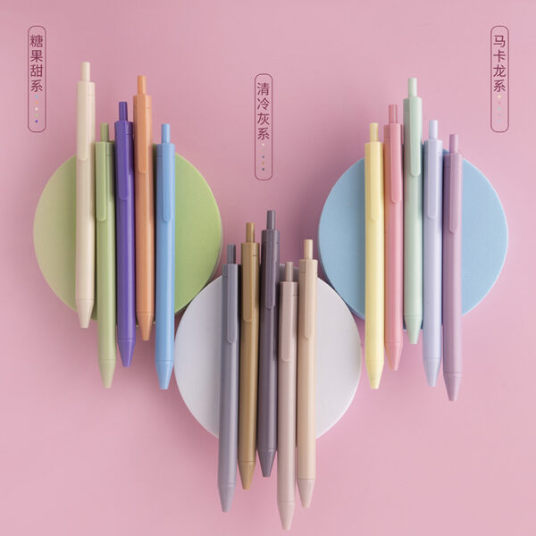 Wholesale Plastic Simple Ballpoint Pen