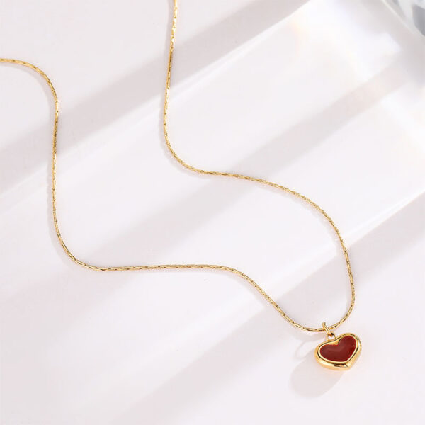 O1CN01ejrWU01TAE9wxuB7B_2206494612341-0-cib Wholesale Simple French Heart Titanium Steel Necklace