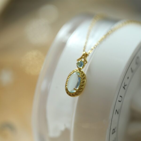 Wholesale Elegant Egg Shape Copper Necklaces