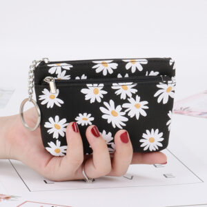 Small Daisy Black