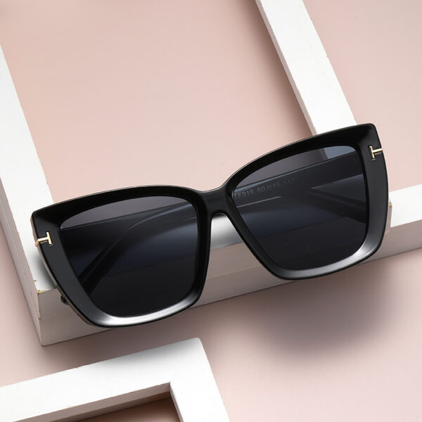 Wholesale Cat Eye Sunscreen PC Sunglasses