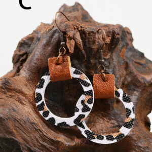 C White Leopard Print