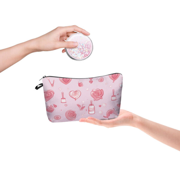 O1CN01fKrSAx27cEwynhOAy_3981457817-0-cib Wholesale Valentine's Day Love Printed Polyester Makeup Bag