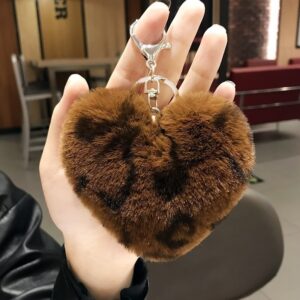 Dark brown leopard print love heart / Packed in a single opp bag. the keychain is not fixed. if necessary, please contact customer service for notes