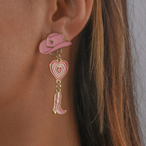 O1CN01fY8CU31X6nRESQ0zW__1768642875-0-cib Wholesale Western Cowboy Style Hat Heart Cowboy Boots Oil Drop Earrings