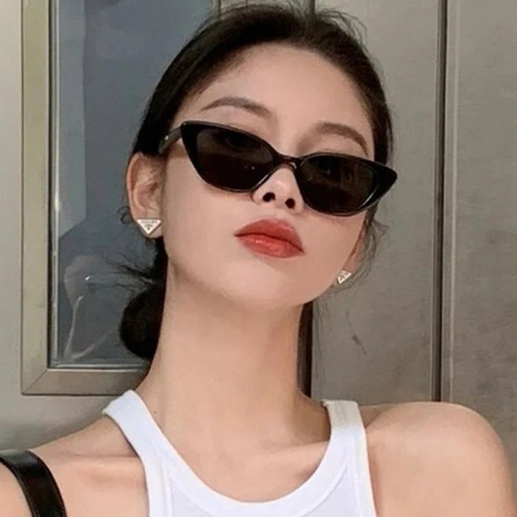 Wholesale Retro Triangular Cat Eye PC Sunglasses
