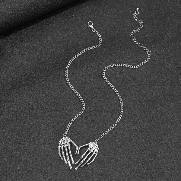 O1CN01fsZa251Xx0fSrepy8_2208407172989-0-cib Wholesale Gothic Skeleton Hand Men's Pendant Alloy Necklace