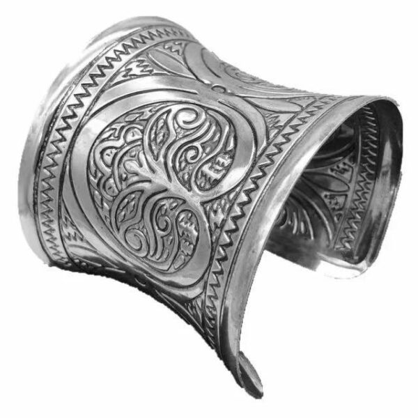 O1CN01g0QAAe21TBAGWGgJs_6000000006985-0-cib Wholesale Vintage Engraved Wide Alloy Bracelet