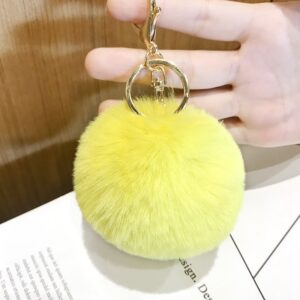 small yellow fur ball / Packed in a single opp bag. the keychain is not fixed. if necessary, please contact customer service for notes
