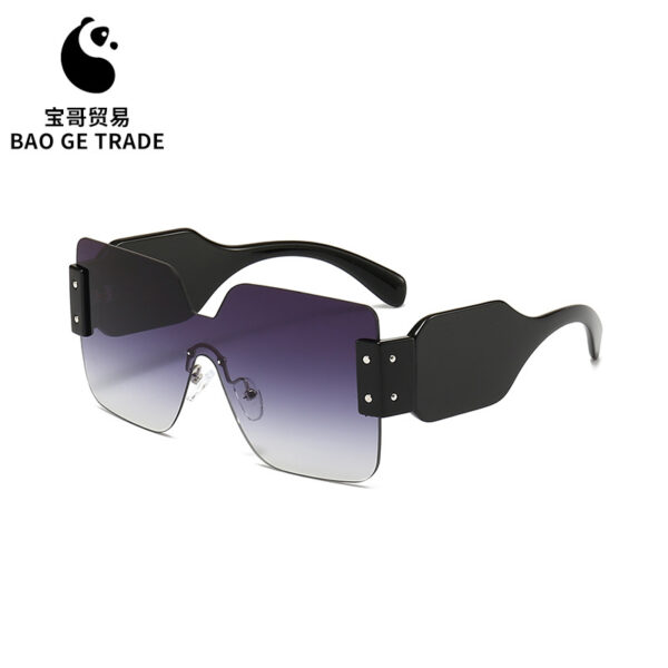 Wholesale PC Brown Large Frame Women's Sunglasses