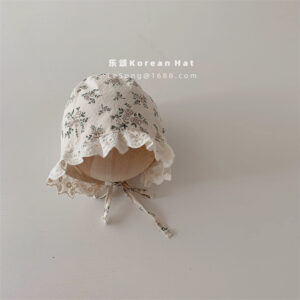 Floral Lace White / Head circumference 38-46cm
