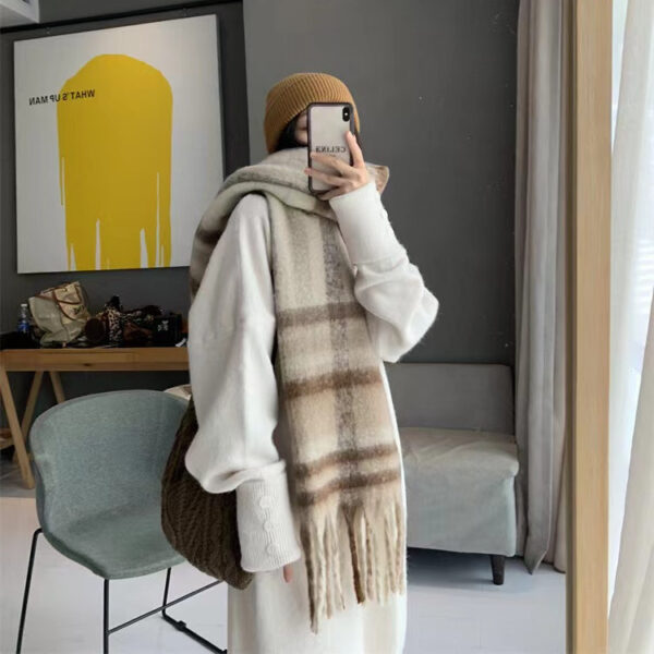 Wholesale of New Winter Furry Shawl Scarves
