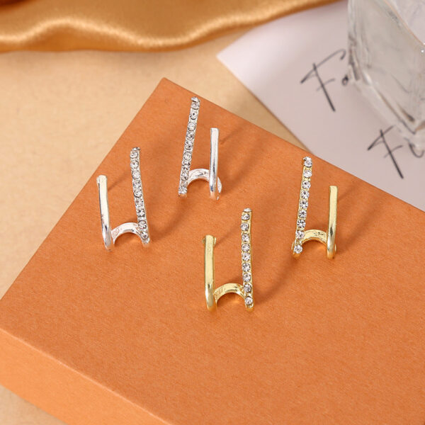 Wholesale Diamond Inlaid Alloy Earrings