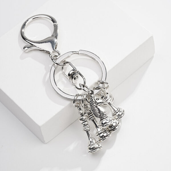O1CN01gnkP5n1jN50oz1vF9_2213351114535-0-cib Wholesale Metal Chess Keychain
