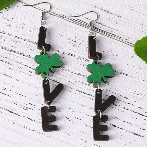 O1CN01gvaLJT1ZzPxMTzVjd_2214986983265-0-cib Wholesale Jewelry St. Patrick's Day Lucky Clover Wood Earrings