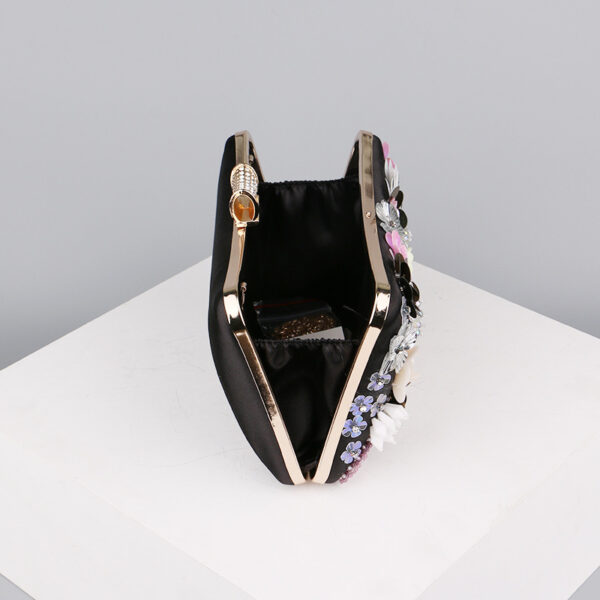 O1CN01gzvO7G1Mb3pVkHAl0_2212481541452-0-cib Wholesale Polyester Flower Embroidery Evening Bag